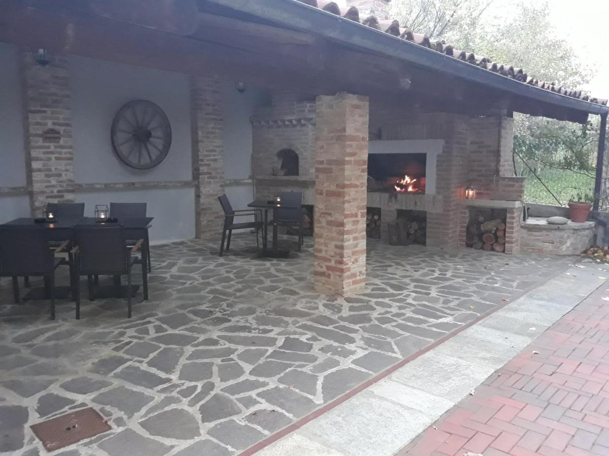 Relais Juliette Hotel La Morra Exterior photo